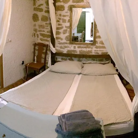 Studio, Betina, 32 M², Terrace * Betina (Sibenik-Knin)