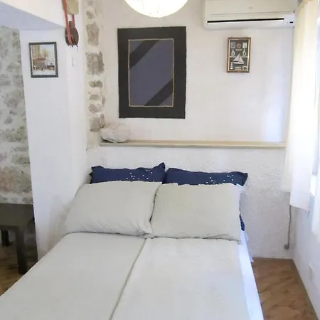 Betina 32 M² Terrace * Betina (Sibenik-Knin)