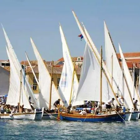 Studio, Betina, 32 M², Terrace * Betina (Sibenik-Knin)